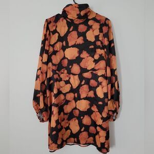 NWT Topshop bell sleeve printed mini dress